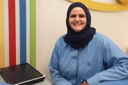 الدكتورة رُلا الزين تقدم ابتكارًا يخفّف من انتقال عدوى كورونا في عيادات طبّ الأسنان ويعدّ أول تجربة في العالم