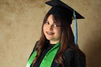 الطالبة اللبنانية وعد خميس تنال شهادة دبلوم في التعليم بمعدّل 3.97/4 من الجامعة اللبنانية الدولية  