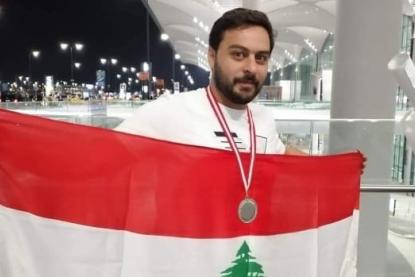 أحمد المصري أستاذ لبناني في التّعليم الرّسمي يفوز بالميدالية البرونزية لابتكاره روبوت للتعقيم