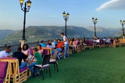  Lavender Getaway: قصة مشروع رفض أصحابه ترك لبنان رغم الظروف فأصبح أحد أبرز وجهات الشوف السياحية